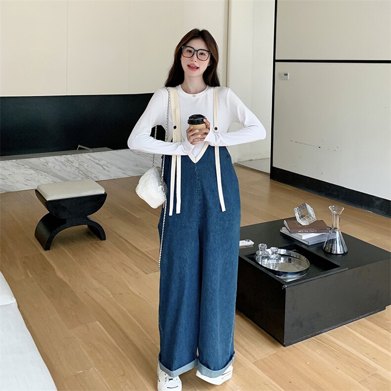 蓝色学院风俏皮减龄牛仔背带裤女春季新款大口袋设计直筒连体裤子,女装牛仔裤,秋水欣儿