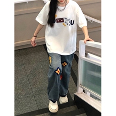 蓝色
