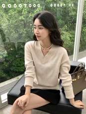 V领女秋冬复古设计感长袖纯色针织衫上衣，女装针织衫/毛衣，玛卡隆羊绒