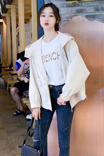 连帽拉链短款外套女装2021秋款新款宽松气质短款减龄,女装短外套,辉之琳