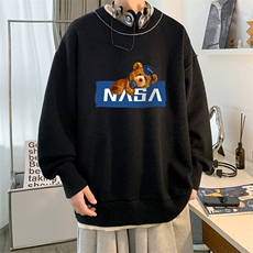 黑色