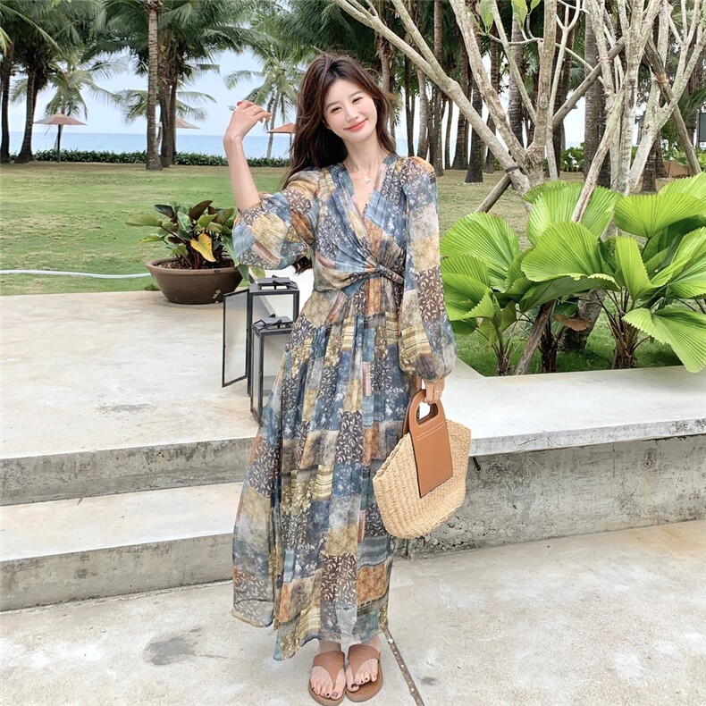 法式复古碎花连衣裙女2025夏季新款设计感小众收腰显瘦气质长裙子,女装连衣裙,韩蜜菓