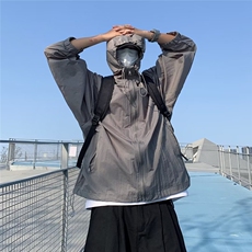 灰色
