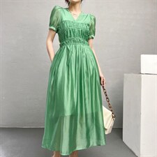 2022新款夏季波西米亚风连衣裙，女装连衣裙，序儿