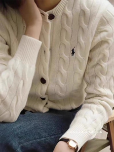 羊毛针织开衫女秋冬麻花亲夫毛衣外套宽松小马刺绣羊毛衫潮图片