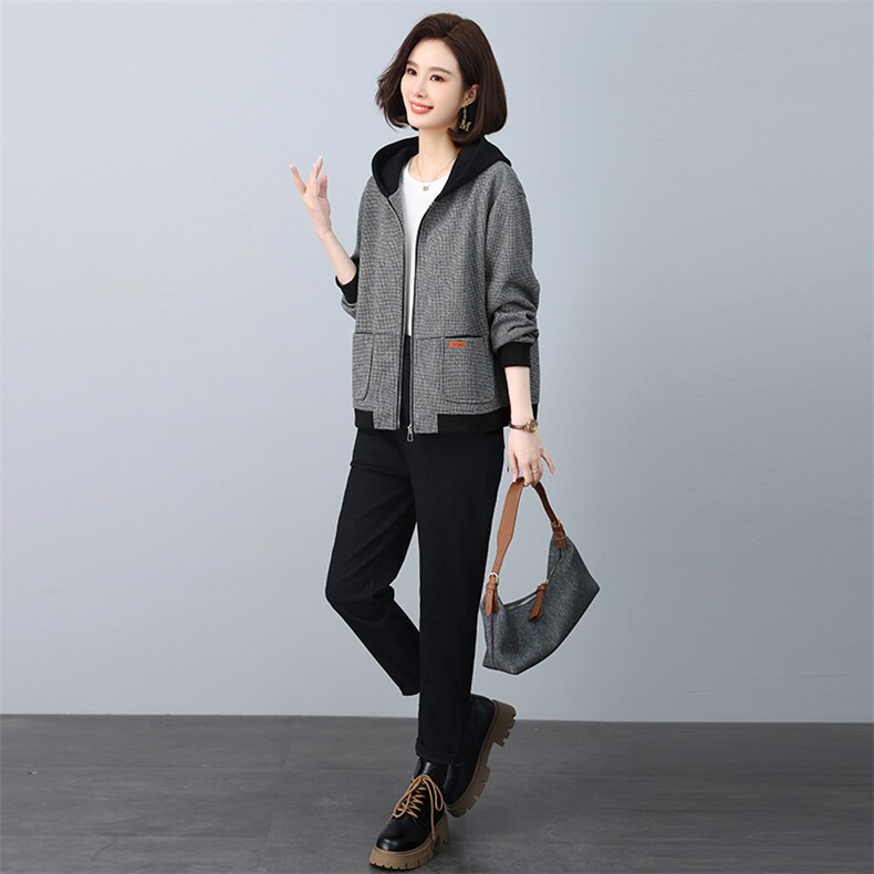 （新款长期有货）妈妈秋装外套女洋气短夹克套装女装时尚格子上衣，女装套装/套裙，忆绮罗