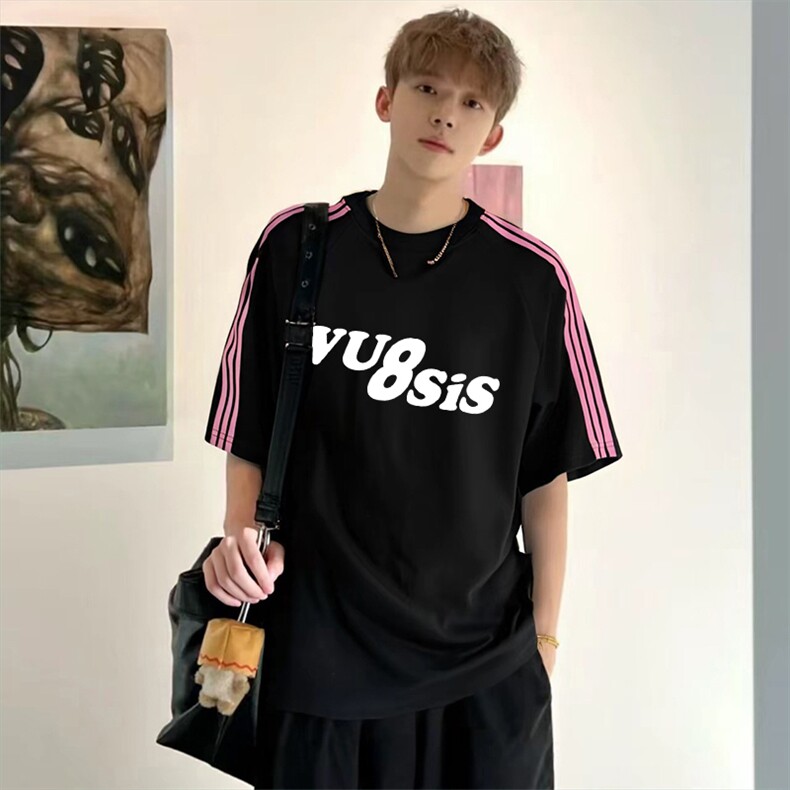 抖音得物品质二开240克宽松纯棉美式潮牌印花三条杠中性风短袖T恤,男装T恤,电商A486