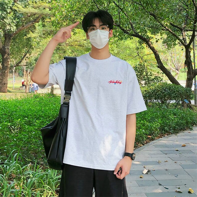 万针全刺绣工艺抖音得物高品质260克重磅纯棉双纱美式高街短袖T恤图片