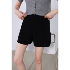 2025年秋季新款宽松针织女士羊绒短裤时尚休闲通勤百搭，女装短裤/热裤，金暖绒