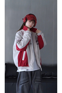 抖音视频截图 只展示慎用 大货已到机车潮牌棉服77950特P85图片