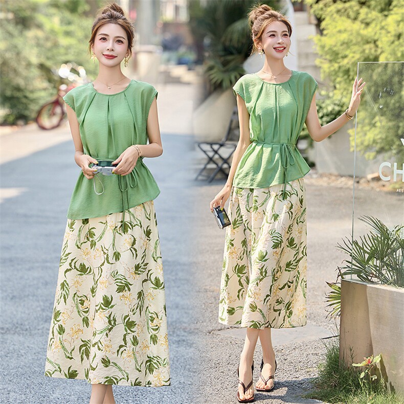 2025超火夏季减龄一整套穿搭巨好看短袖上衣印花半身裙洋气两件套，女装套装/套裙，依路服饰