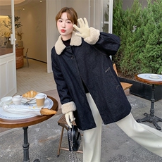 现货白鸭绒羊羔毛翻领拼接中长款牛仔羽绒服2C239-H32-P260-K398，女装羽绒服，2C239