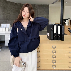 休闲藏青色连帽工装冲锋衣外套女春秋2025新款独特超好看夹克上衣图片