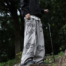 灰色