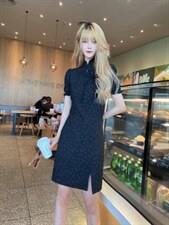 夏季新款连衣裙，女装连衣裙，时尚名门