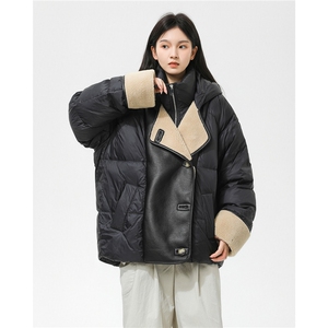 新标90%羽绒 羊羔毛拼pu皮假两件连帽女士羽绒服上衣 8339/P330图片