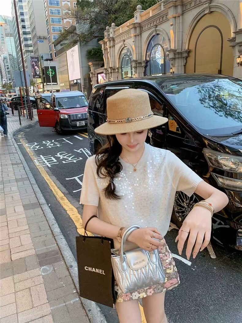 减龄洋气亮片短袖T恤2025夏季大码女装遮肉超好看漂亮上衣,女装T恤,羿纯羊绒高端店