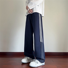 藏青色