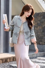 复古风重工亮片钉珠牛仔外套2026春新款提花工艺袖口高级感牛仔衣，女装牛仔外套，冬木谷雨