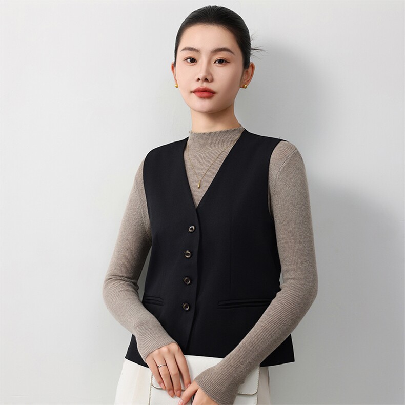 四季通用时尚简约休闲商务通勤高级感复古金扣马甲,女装马甲,明成直播供货