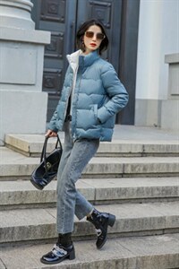 现货羽绒服图片