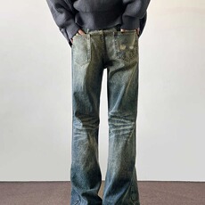 蓝色