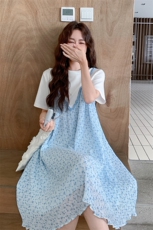 韩系撞色拼接连衣裙女2025夏季新款蓝色碎花设计感假两件T恤裙，女装连衣裙，2C275