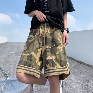 夏季迷彩短裤男潮牌刺绣运动篮球裤潮流宽松直筒休闲五分裤图片