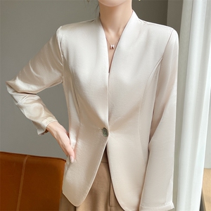 西装外套女设计感小众轻熟风春季新款韩版宽松休闲气质西服上衣女图片