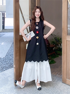 钩花百褶背心裙套装女夏慵懒风松弛感半裙两件套图片