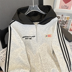 灰色
