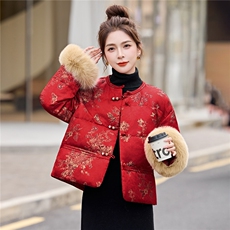 现货。现货。2025年冬季新中式真狐狸毛短毛羽绒服，女装羽绒服，艾仟回(原伊仟回)