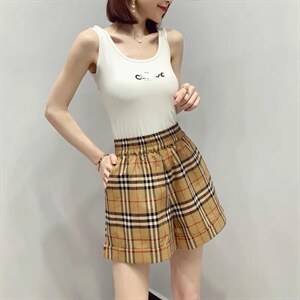 新款洋气百搭格子短裤图片