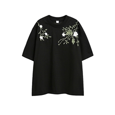 黑色