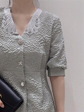 【现货】复古钻领连衣裙2色，女装连衣裙，ONE(2F)