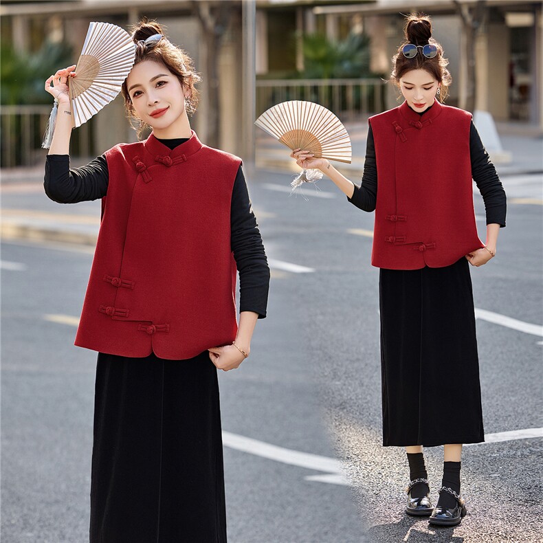 春装新款中式复古高级感盘扣马甲打底衫半身裙三件套时尚套装潮，女装套装/套裙，流量+