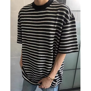 黑白条纹圆领短袖t恤男款夏韩版简约基础款休闲宽松百搭半袖上衣图片