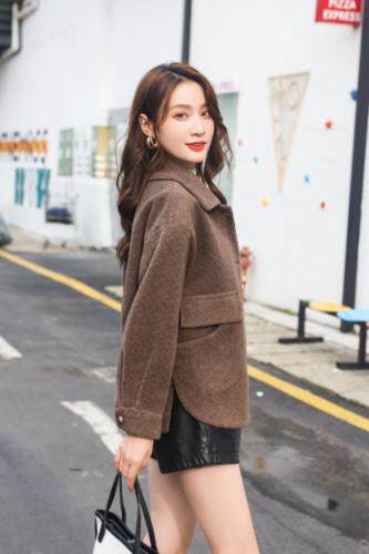 冬季新款，菠萝呢外套，女装，艾伊贝雪