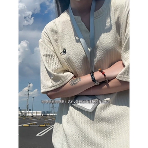 XZ809A/FFF05/P35/控48 美式V领坎肩万针小狗绣花T恤图片