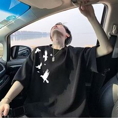 黑色