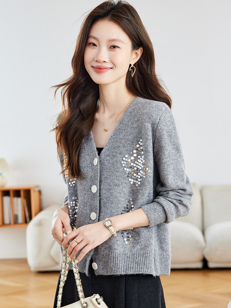 时尚减龄针织开衫女装2025新款设计感好看别致休闲百搭毛衣外套,商品下架区,韩然一族