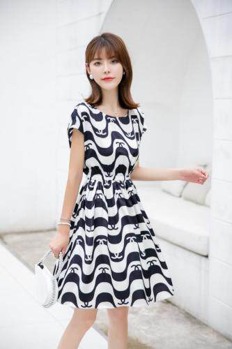 （现货）连衣裙，女装连衣裙，伊娜蕾尔