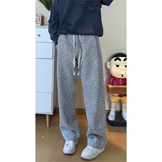 白灰色