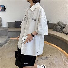 白色
