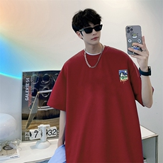 酒红色