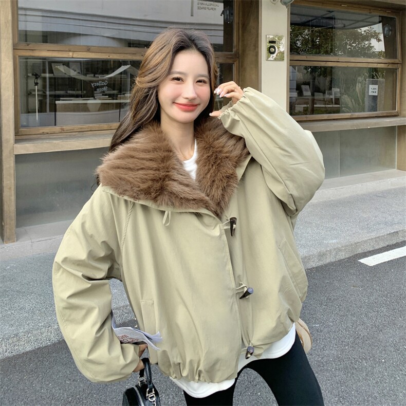 新款！保暖休闲大毛领派克服牛角扣工装外套2C133-6006-P255-K378,女装派克服,2C133