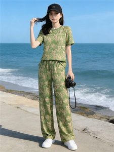 韩版时尚潮流套装女夏季新款个性简约圆领印花上衣阔腿长裤两件套图片