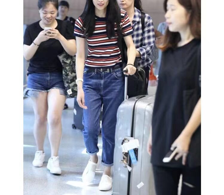 刘雯同款拼色条纹冰丝短袖针织衫女夏季宽松显瘦半袖T恤圆领上衣图片