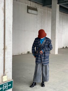 复古格子西装图片