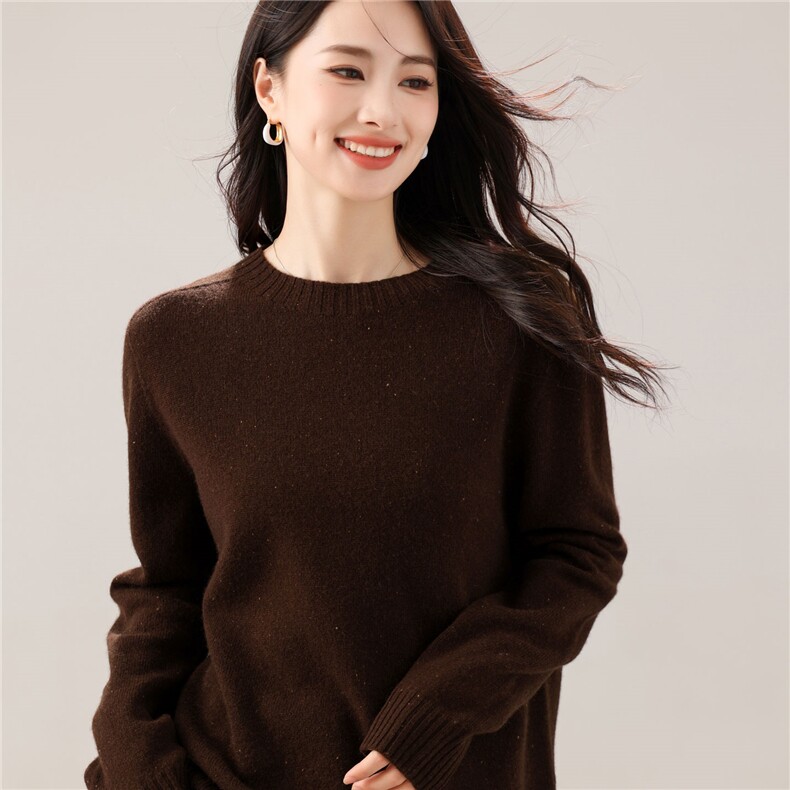 2025年秋季彩点加厚圆领时尚百搭通勤,女装羊毛衫,万禾羊绒